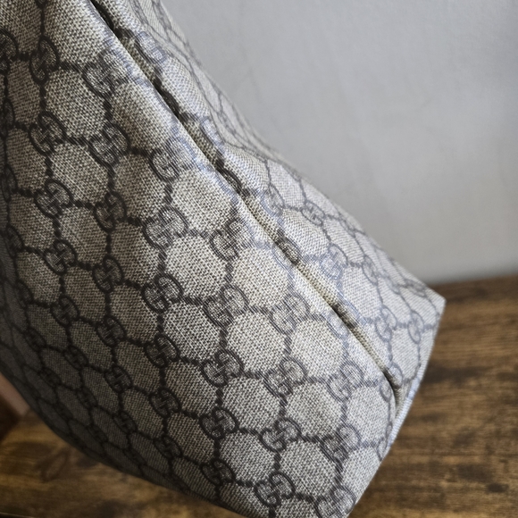 Gucci Gray Monogram Tote Bag - Picture 6 of 14
